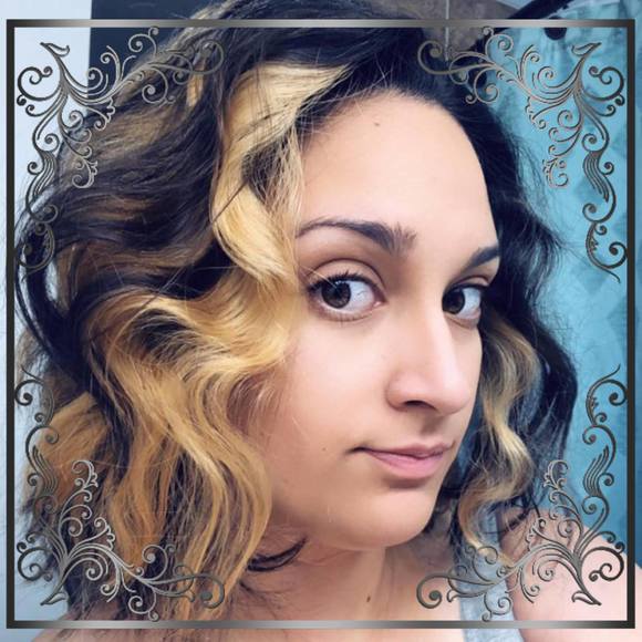 Meet your Posher, Rebecca - Picture 1 of 1